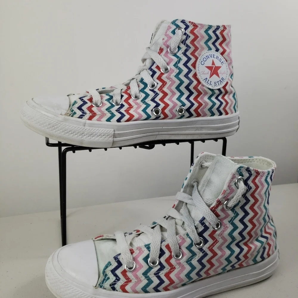 Converse chuck Taylor All-Star sz 2 youth Kids